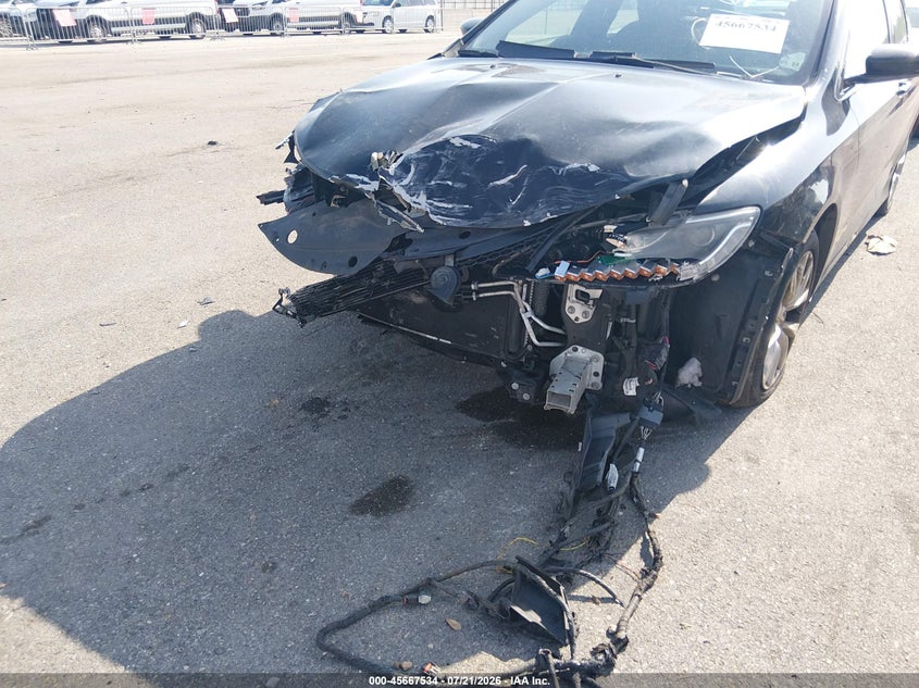 2015 Chrysler 200 C VIN: 1C3CCCCG2FN529190 Lot: 45667534