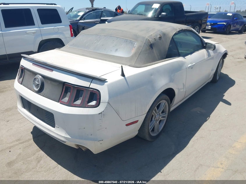 2013 FORD MUSTANG auction photo 4
