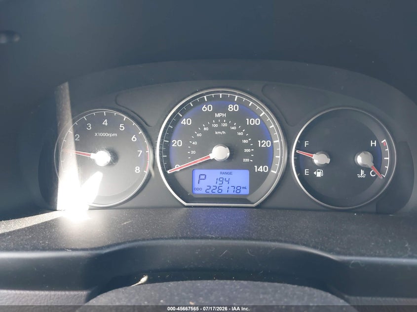 2012 HYUNDAI SANTA FE auction photo 7