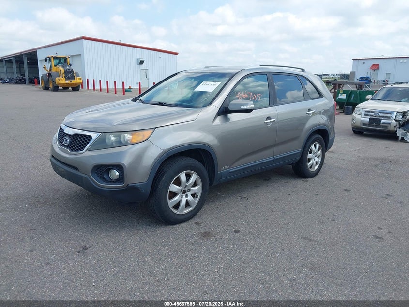 2011 Kia Sorento Lx 5XYKTDA13BG027916 photo 1
