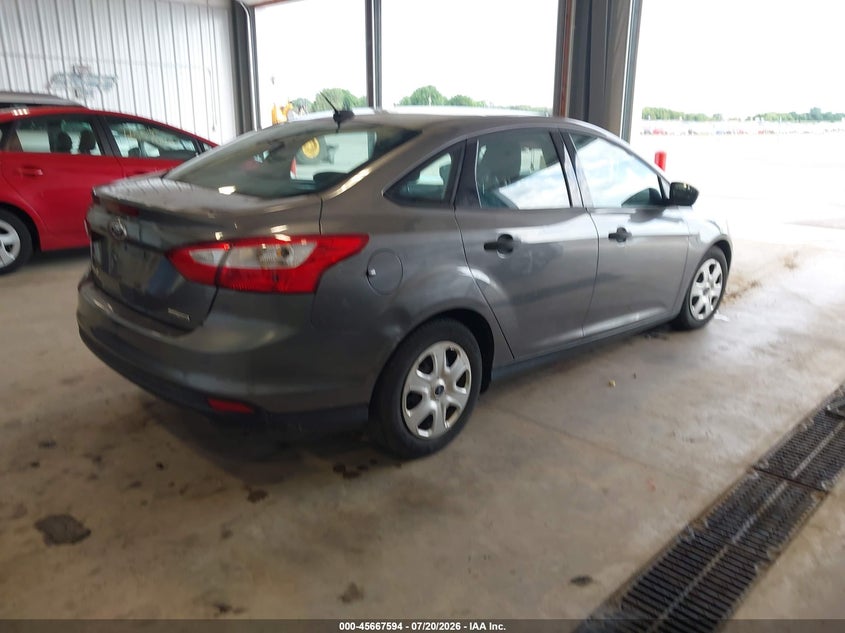 Vin: 1fahp3e24cl451421, lot: 46166166, ford focus s 20124