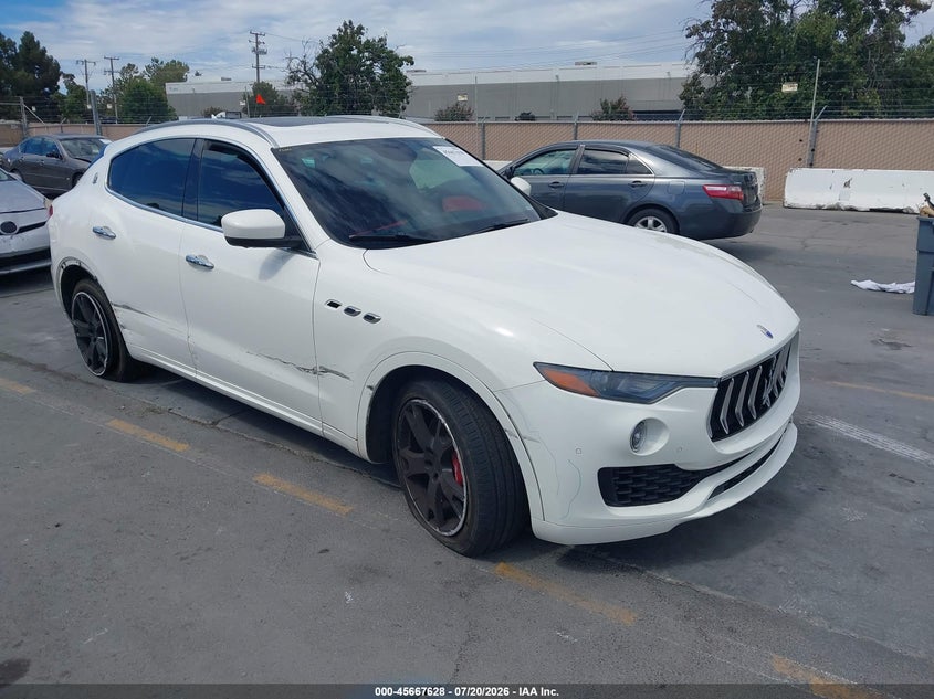 MASERATI LEVANTE - zdjęcie 1