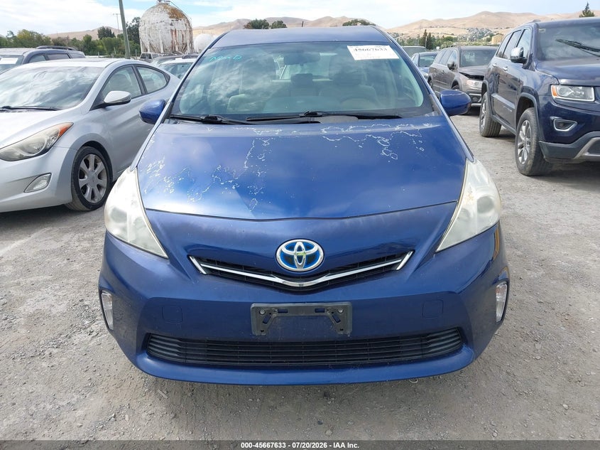 2012 TOYOTA PRIUS V auction photo 6