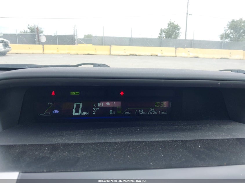 2012 TOYOTA PRIUS V auction photo 7