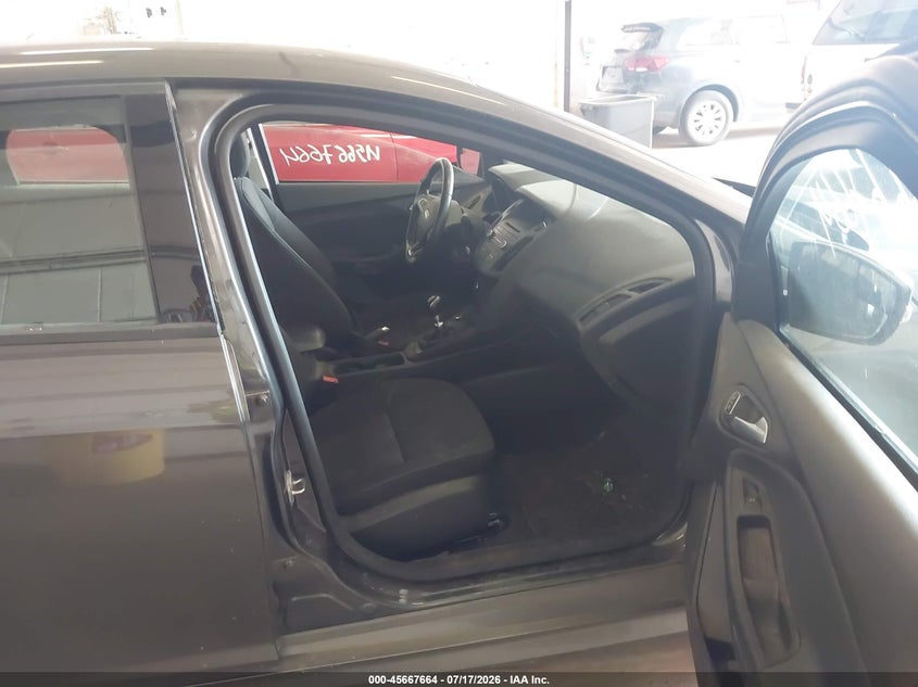 2015 FORD FOCUS auction photo 5