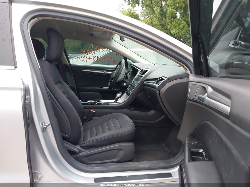 2013 FORD FUSION auction photo 5
