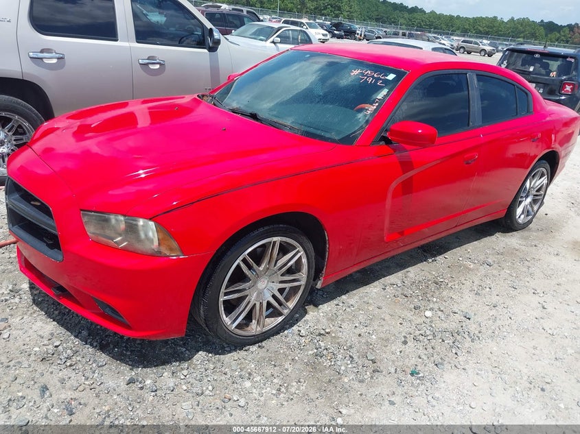 2013 Dodge Charger, Обычный износ, IAAI, VIN 2C3CDXAG1DH608623 — фото 2