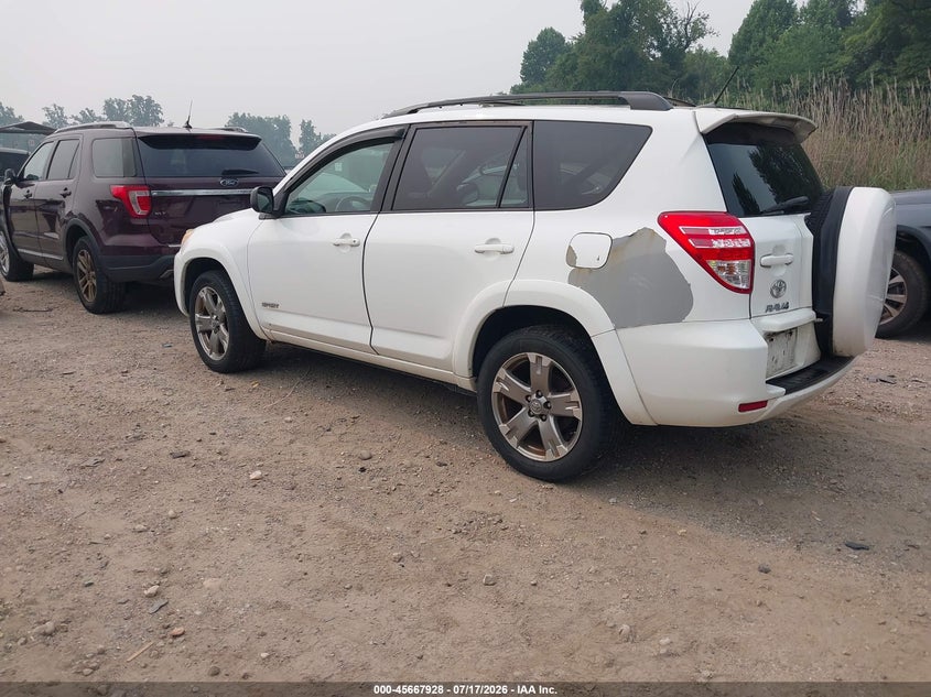 2011 TOYOTA RAV4 auction photo 3