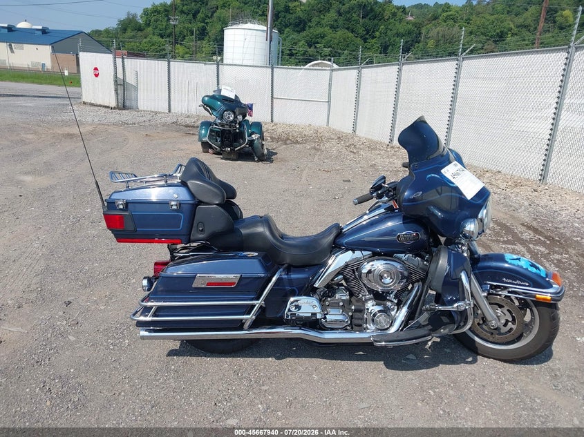 2008 Harley-Davidson Flhtcui VIN: 1HD1FC4168Y643777 Lot: 45667940