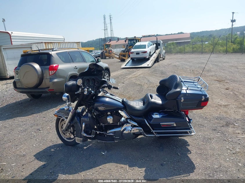 2008 Harley-Davidson Flhtcui VIN: 1HD1FC4168Y643777 Lot: 45667940