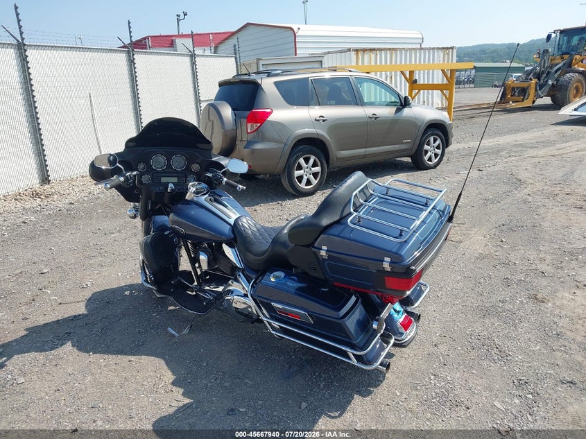 2008 HARLEY-DAVIDSON FLHTCUI auction photo 3