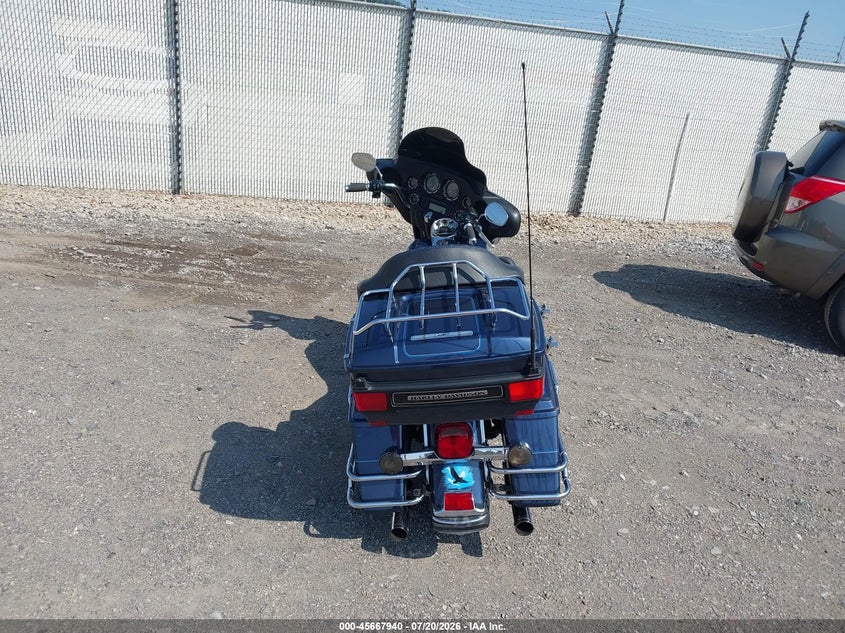 2008 HARLEY-DAVIDSON FLHTCUI auction photo 6