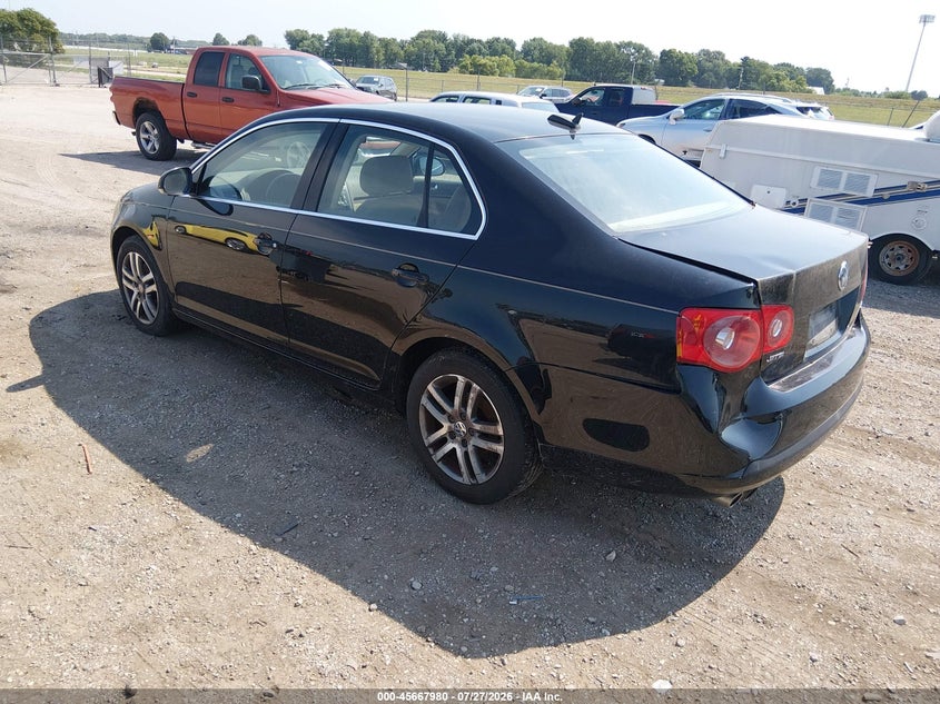 2005 VOLKSWAGEN JETTA auction photo 3