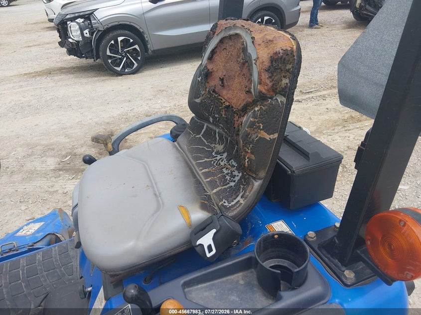 2008 NEW HOLLAND TZ25DA auction photo 8