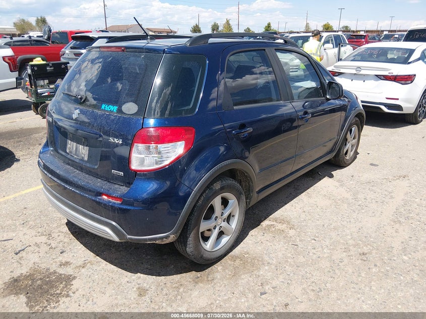 2008 SUZUKI SX4 auction photo 4