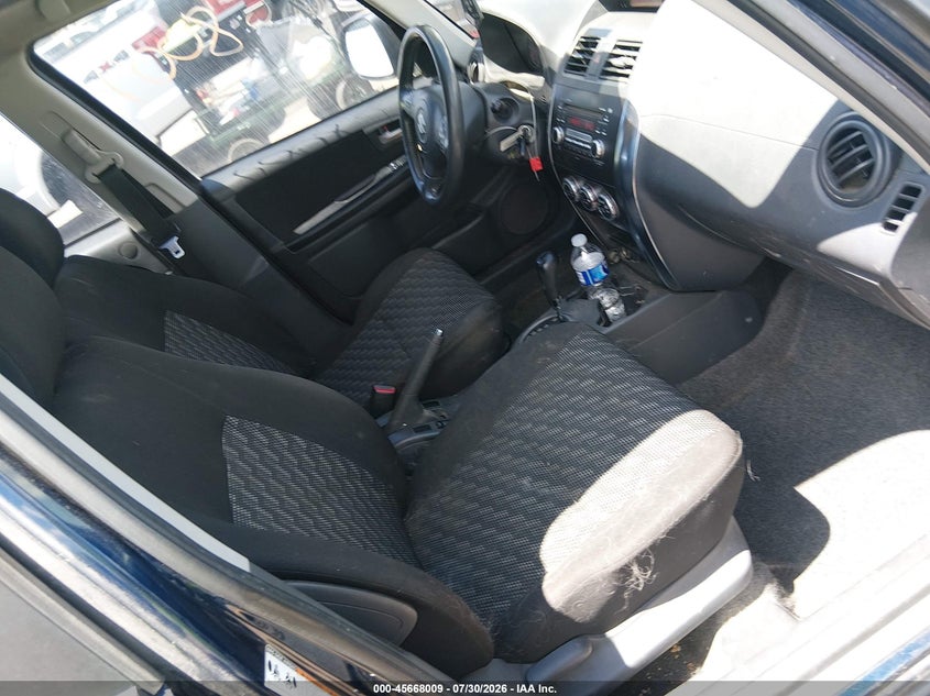 2008 SUZUKI SX4 auction photo 5
