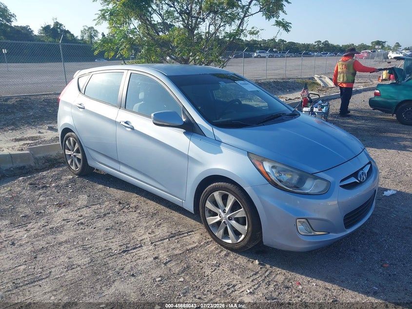 Vin: kmhcu5ae9du074357, lot: 46166643, hyundai accent se 2013 img_1