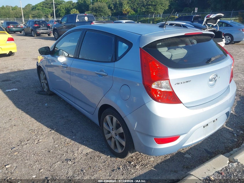 Vin: kmhcu5ae9du074357, lot: 46166643, hyundai accent se 20133
