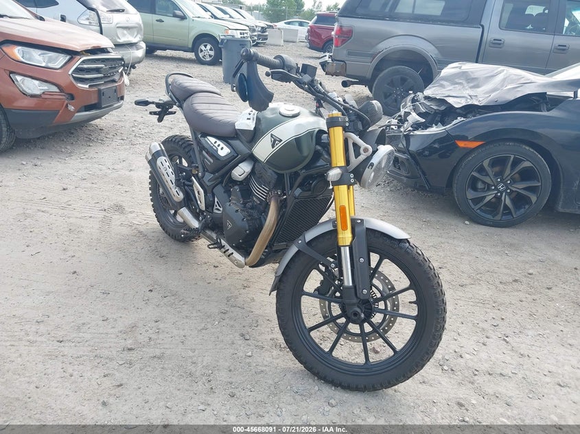 2024 Triumph Motorcycle Scrambler