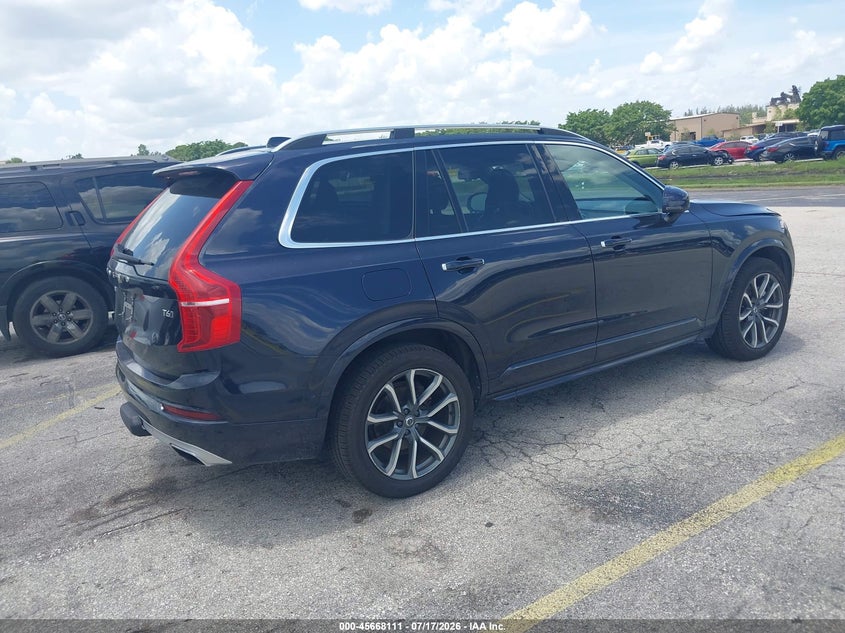 2016 Volvo Xc90 T6 Momentum VIN: YV4A22PK8G1095099 Lot: 45668111