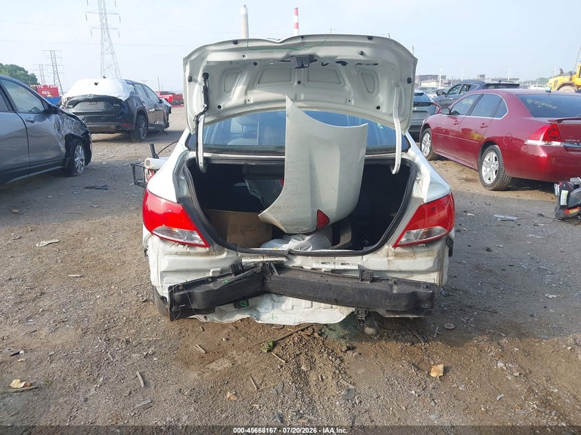 2015 Hyundai Accent Gls VIN: KMHCT4AE2FU831356 Lot: 45668167