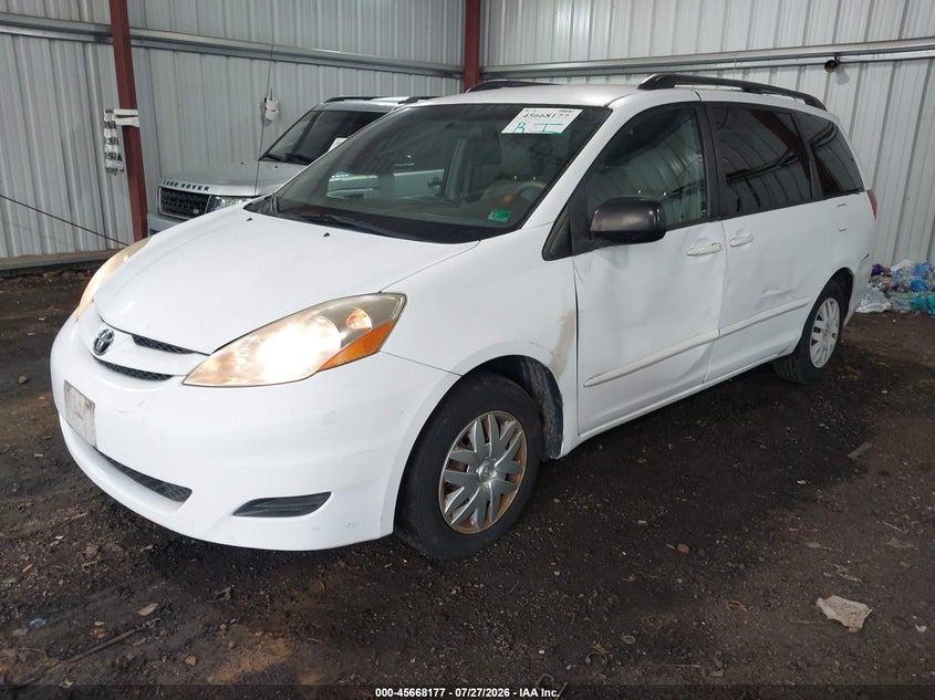Vin: 5tdkk4cc2as303800, lot: 46166778, toyota sienna le 20102
