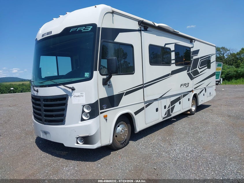 2021 FORD F53 auction photo 2