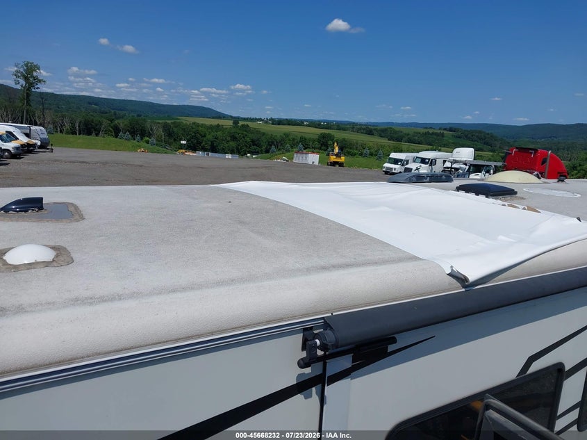 2021 FORD F53 auction photo 6