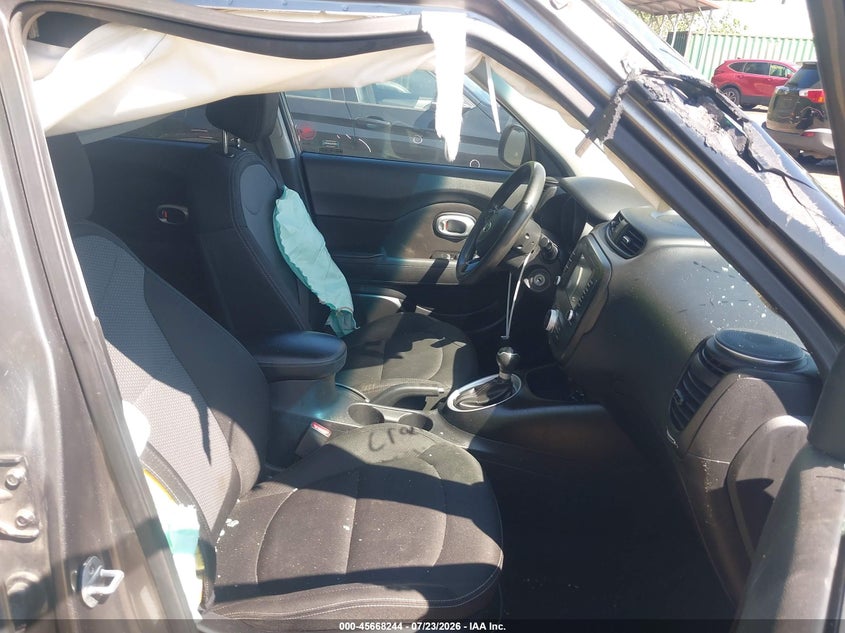 2019 KIA SOUL auction photo 5