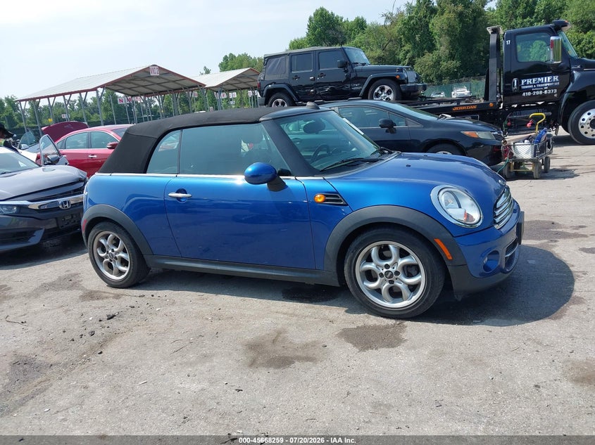 2012 MINI COOPER · Фото 13