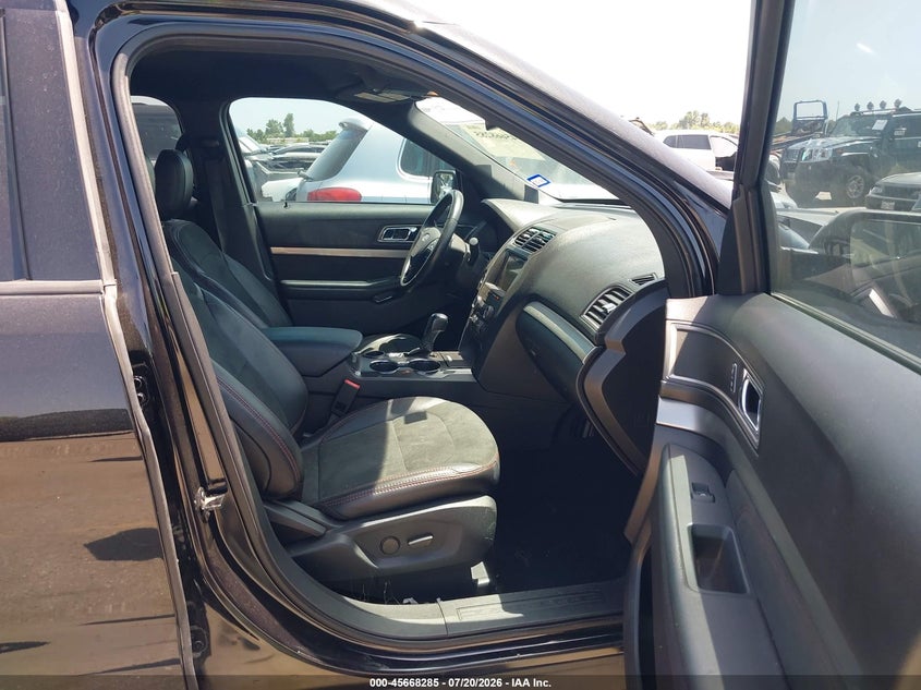2019 FORD EXPLORER auction photo 5