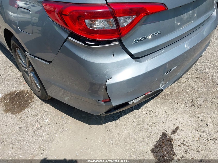 2015 HYUNDAI SONATA auction photo 6