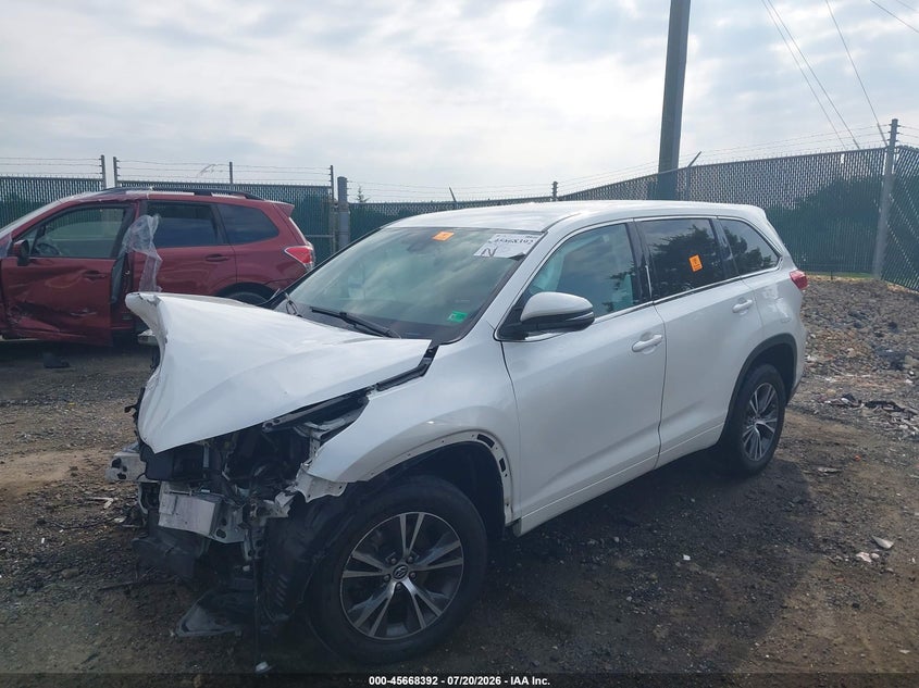 2017 Toyota Highlander Le VIN: 5TDZARFH2HS031863 Lot: 45668392