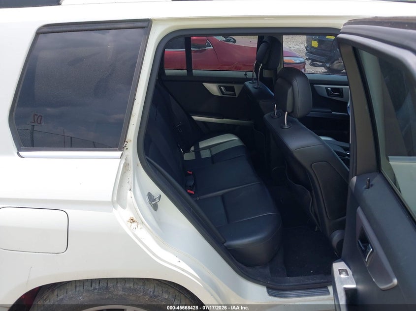 2010 MERCEDES-BENZ GLK 350 auction photo 8