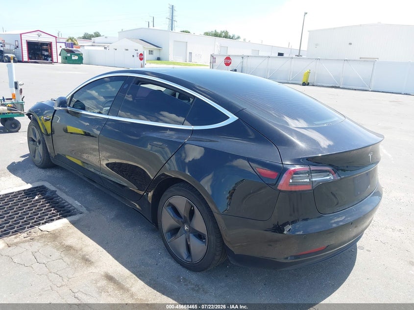 2018 TESLA MODEL 3 · Фото 3