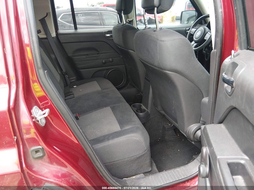 2013 JEEP PATRIOT auction photo 8