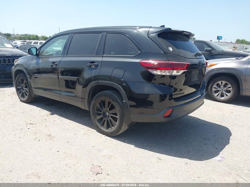 2019 TOYOTA HIGHLANDER auction photo 3