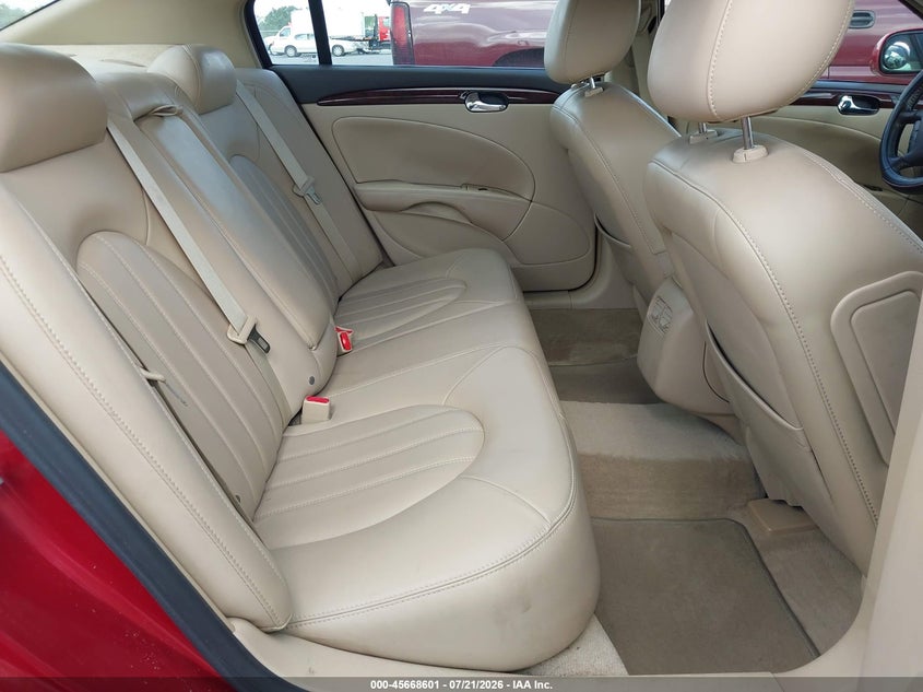 2011 BUICK LUCERNE auction photo 8