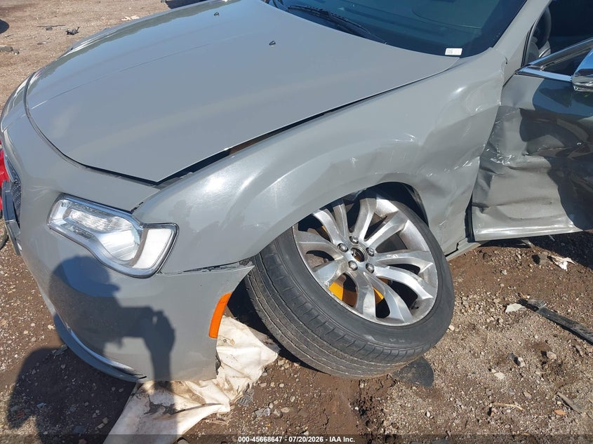2019 Chrysler 300 Limited VIN: 2C3CCAEG3KH689664 Lot: 45668647