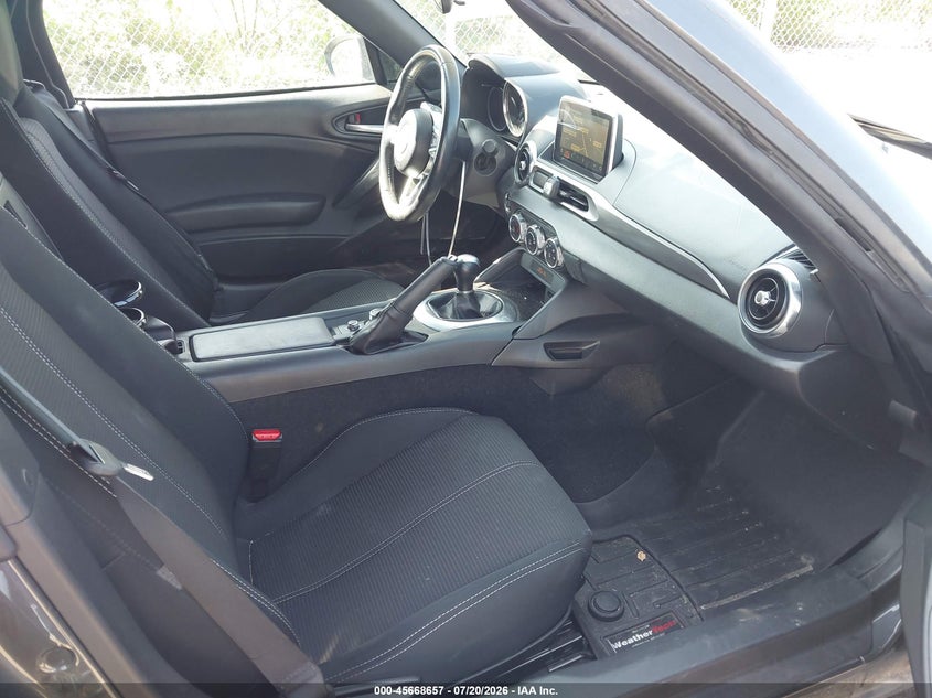 2017 FIAT 124 SPIDER auction photo 5