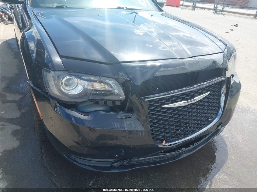 2018 Chrysler 300 300S VIN: 2C3CCABG7JH249613 Lot: 45668765