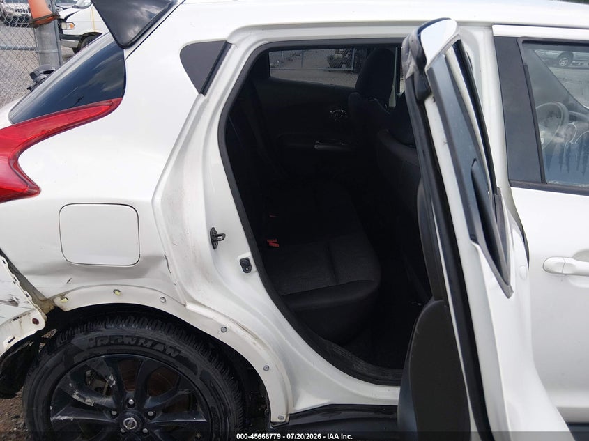 2014 Nissan Juke S VIN: JN8AF5MR7ET361132 Lot: 45668779