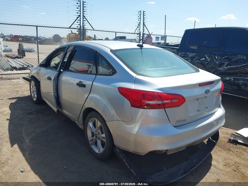 Vin: 1fadp3e29jl276854, lot: 46167391, ford focus s 20183