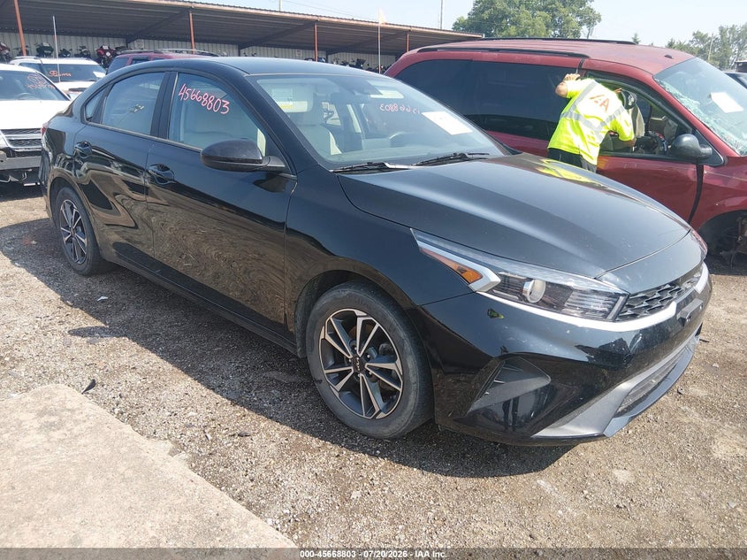 2023 KIA FORTE auction photo 1
