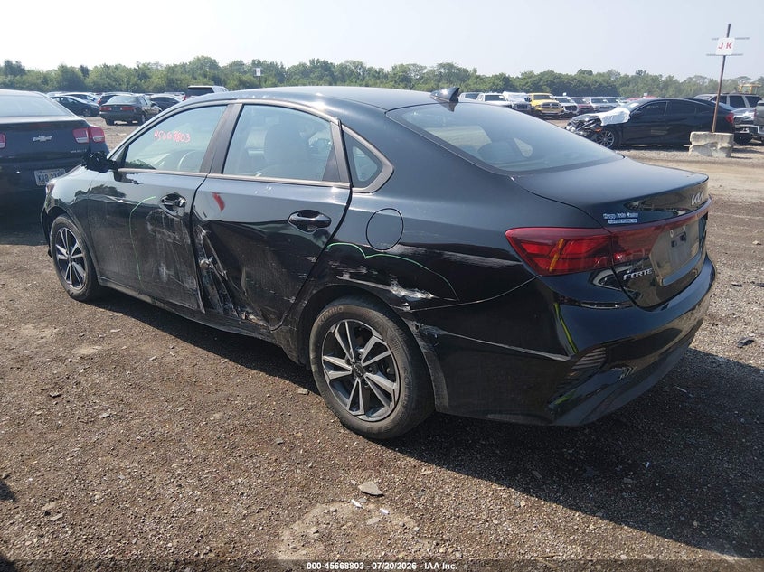 2023 KIA FORTE auction photo 3