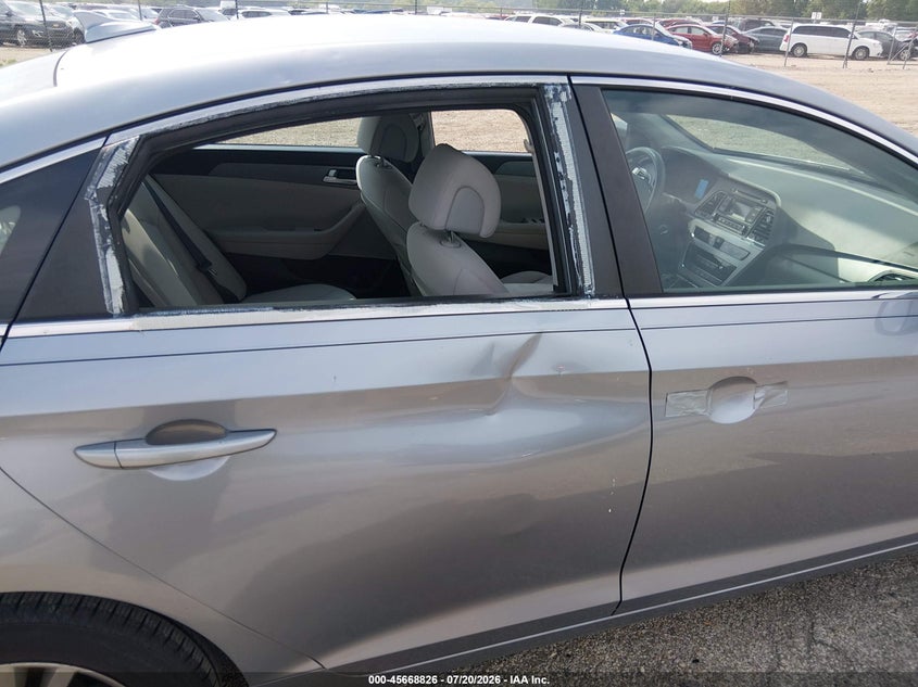 2015 HYUNDAI SONATA auction photo 6