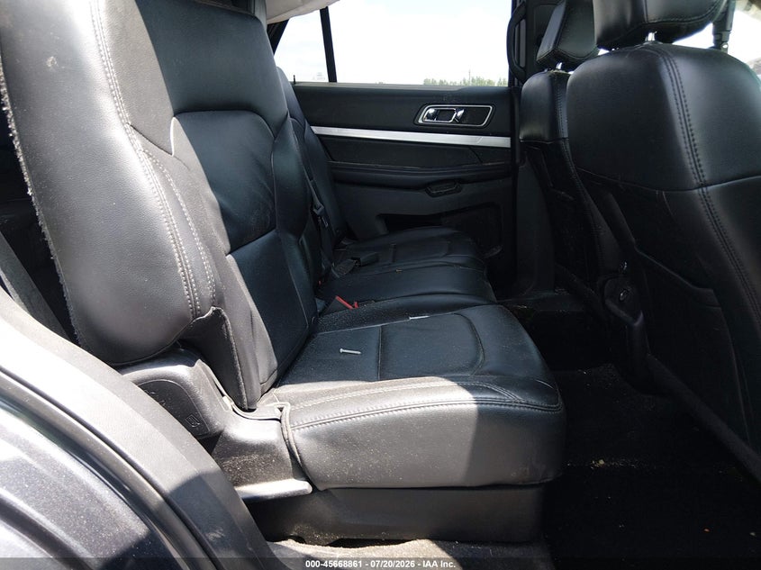 2017 FORD EXPLORER auction photo 8
