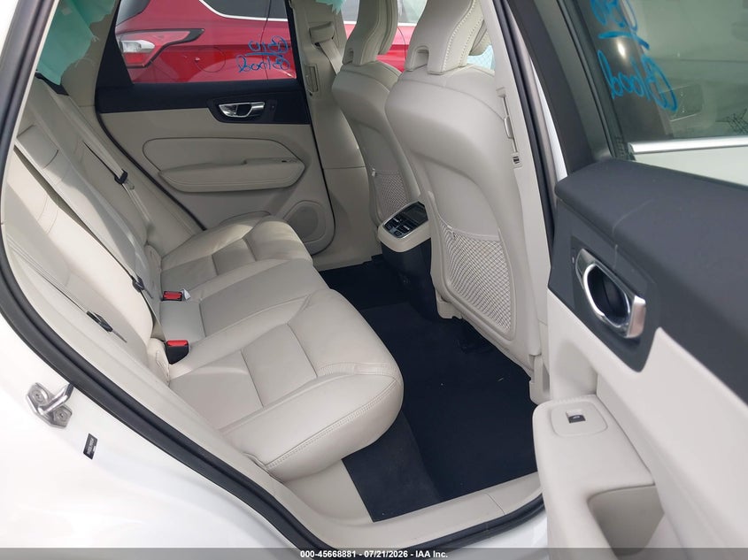 2021 Volvo Xc60 T5 Inscription VIN: YV4102DL7M1810548 Lot: 45668881