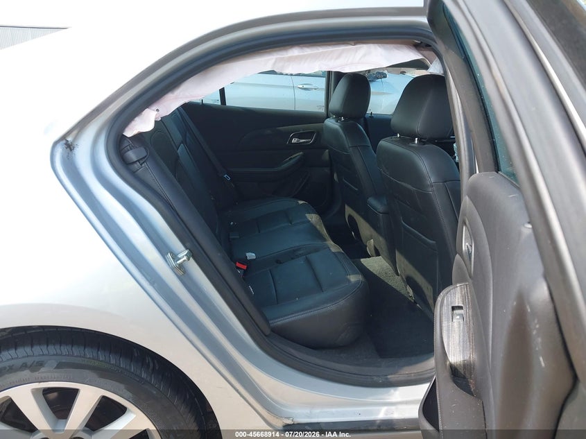 CHEVROLET MALIBU 2014 VIN 1G11H5SL2EF249284