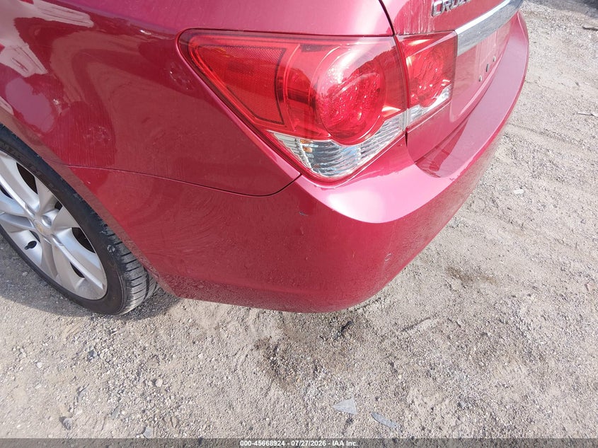 2011 CHEVROLET CRUZE auction photo 6